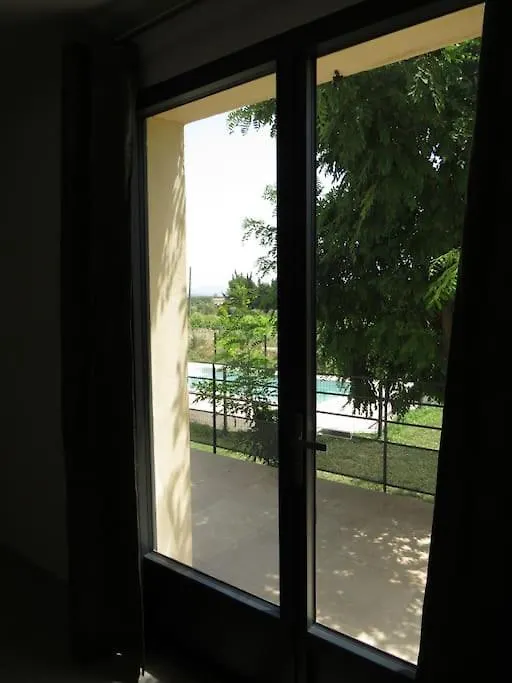 Holiday home Maison Face Au Luberon Avec Piscine - 5 Chambres Cabrieres-d'Avignon France