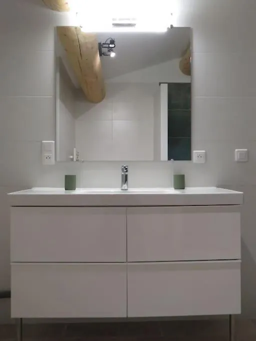 Maison Face Au Luberon Avec Piscine - 5 Chambres Cabrieres-d'Avignon 0*,