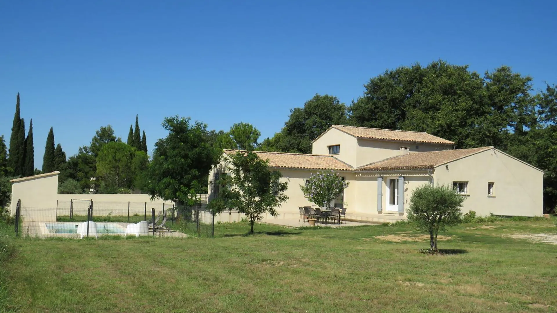 Maison Face Au Luberon Avec Piscine - 5 Chambres Cabrieres-d'Avignon